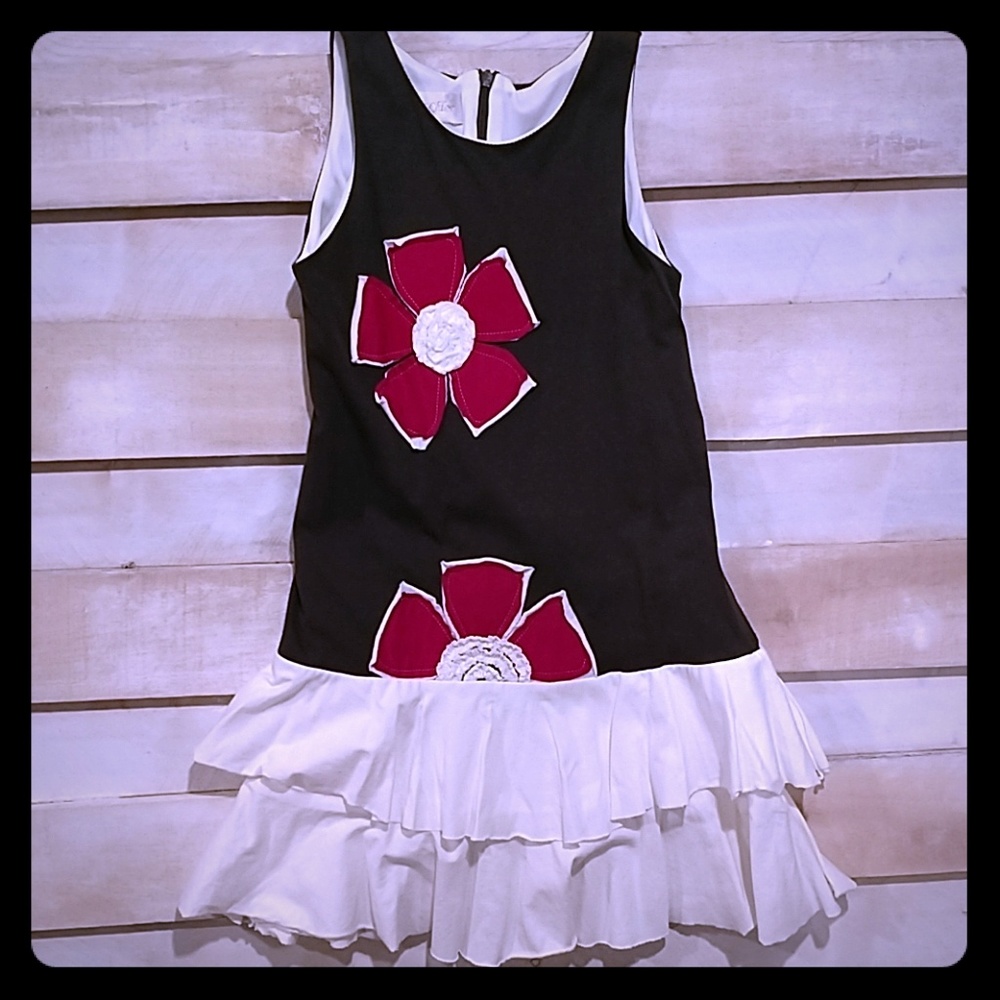 ISOBELLA & CHLOE SZ 6 GREY, FUSCIA, WHITE DRESS